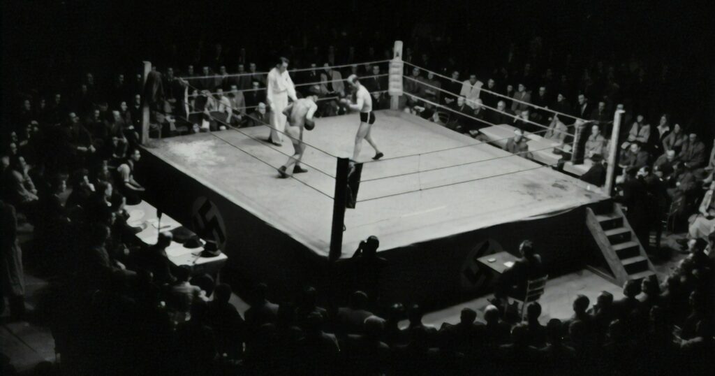 Boxing ring with fighters